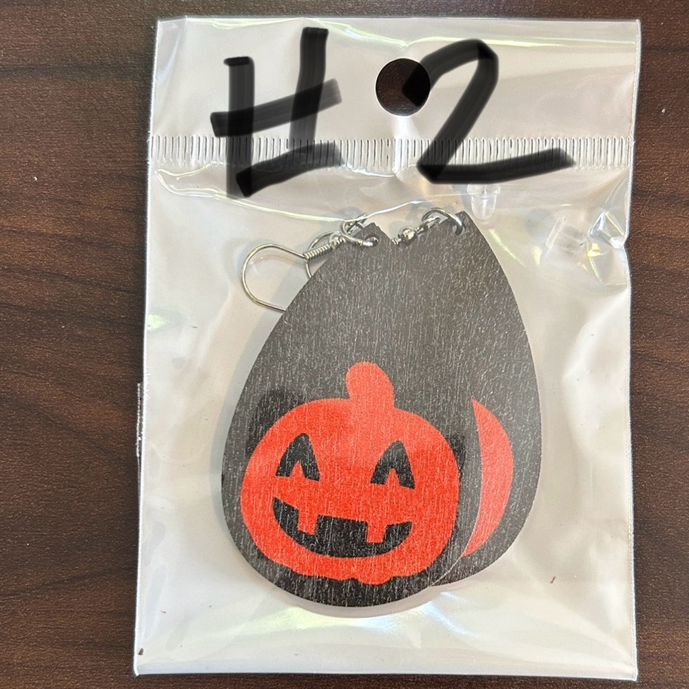 Wooden Halloween Earrings (Choose 1) - Picture 4 of 9
